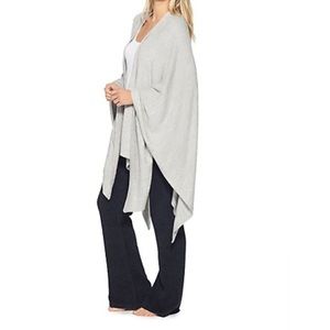 Barefoot Dreams Wrap